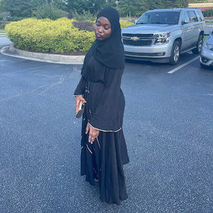 Meet your Posher, Nadia